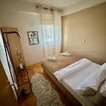 Point Apartment
