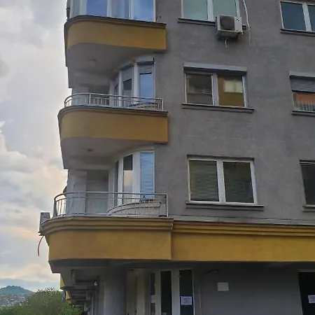 Aleksandra 2 Apartment