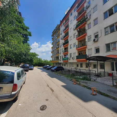 Aleksandra 2 Apartment *