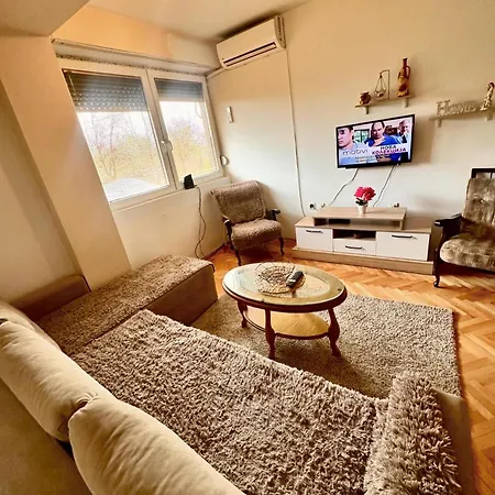 Aleksandra 2 Apartment *