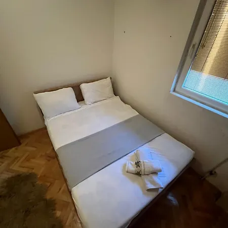 Aleksandra 2 Apartment *