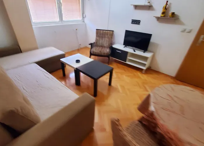 Aleksandra 2 Szkopje